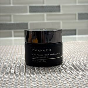 NEW! Perricone MD Cold Plasma Plus+ Neck and Chest w/ broad spectrum SPF25